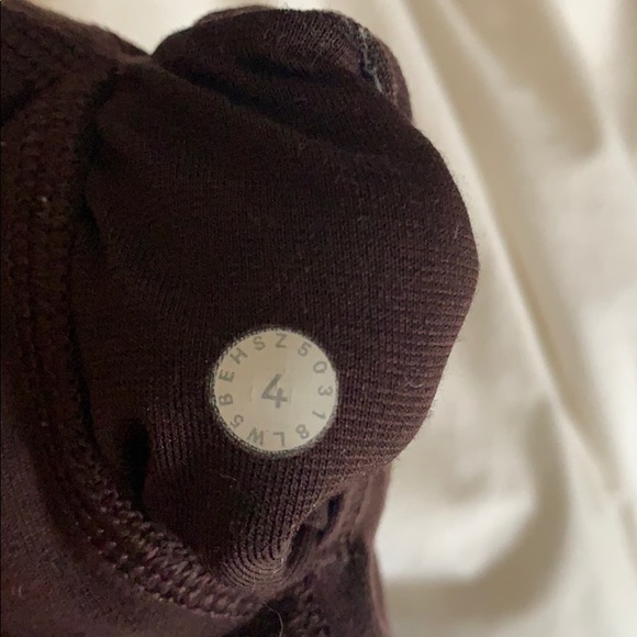 Lululemon wunder under leggings size 4 - Picture 4 of 4